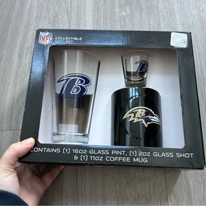 Baltimore ravens glass set never used